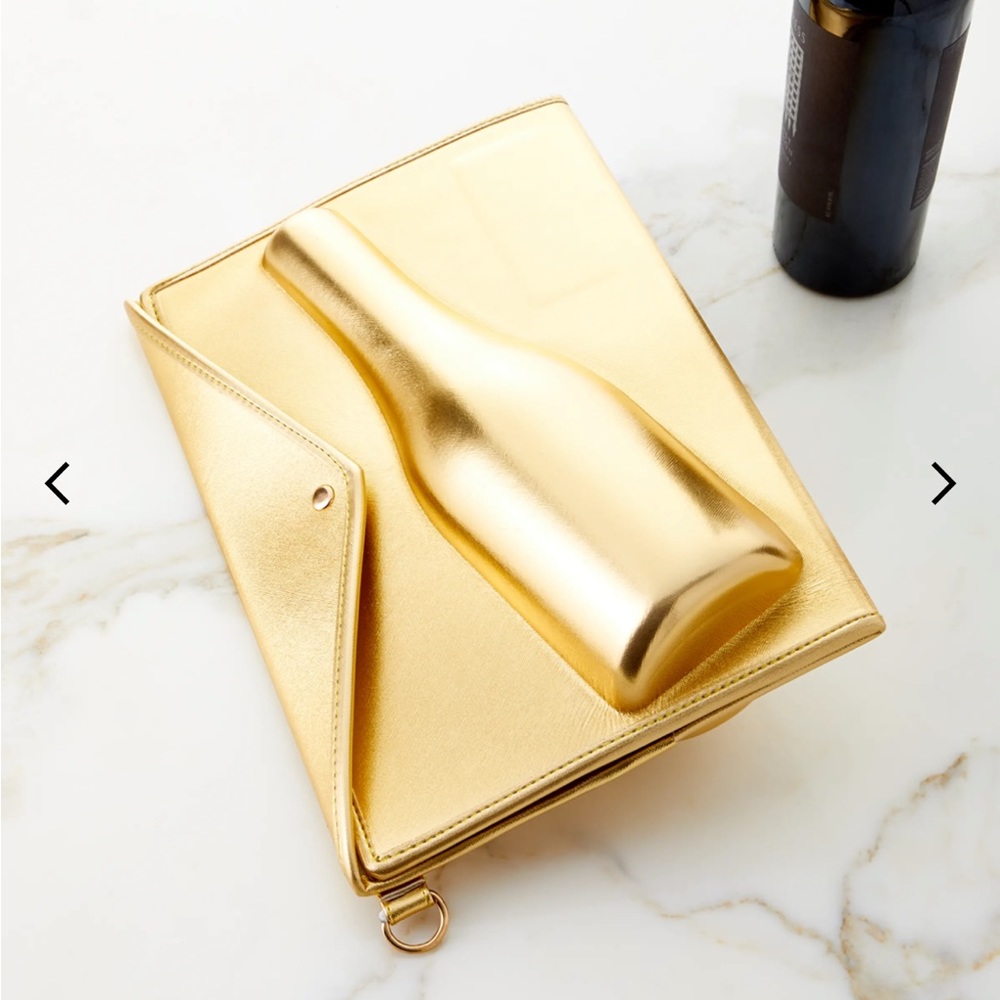 8 Oak Lane large gold champagne 3D clutch pouch purse NWT
